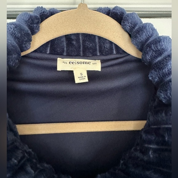 Blue Faux Fur Jacket NWOT - Picture 4 of 4